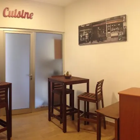 Travellers 4* Neapel