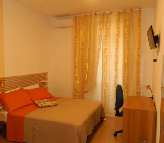 Bed & Breakfast Travellers 4*