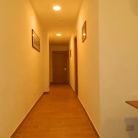 Bed & Breakfast Travellers Naples