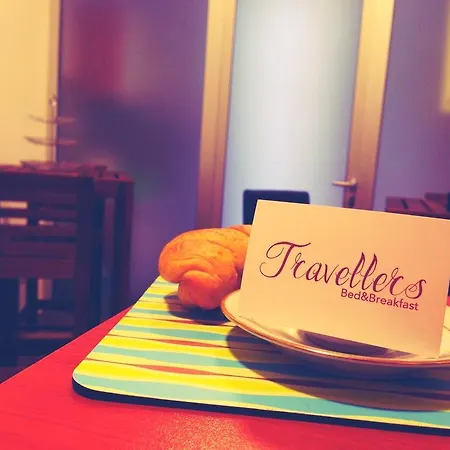 Bed & Breakfast Travellers Naples